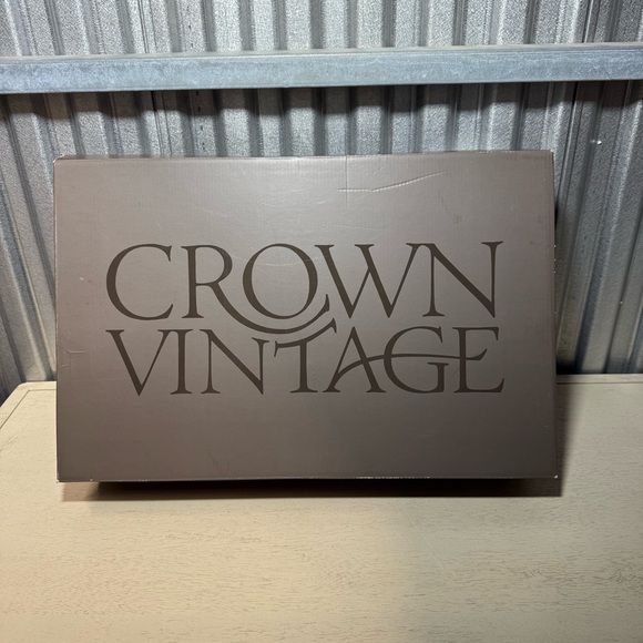 Crown Vintage Women's 8.5 White Leather Western Embroidered Cowboy Boots in Box - Picture 12 of 12